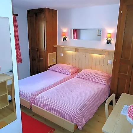 Mirabeau Hotel