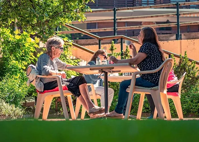 米拉波酒店 3* 韦尔比耶